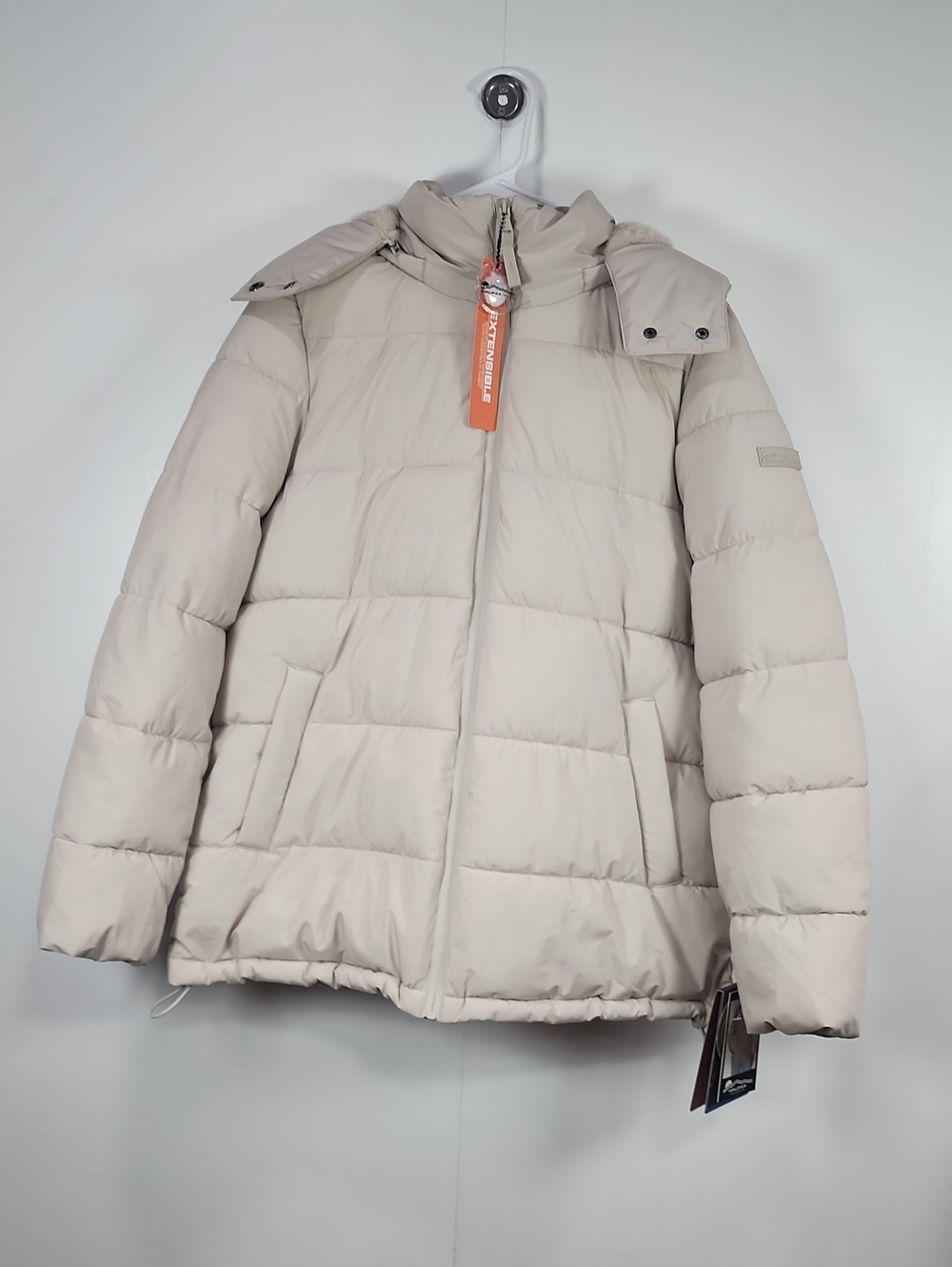 Light Beige Women’s Puffer Jacket Size M